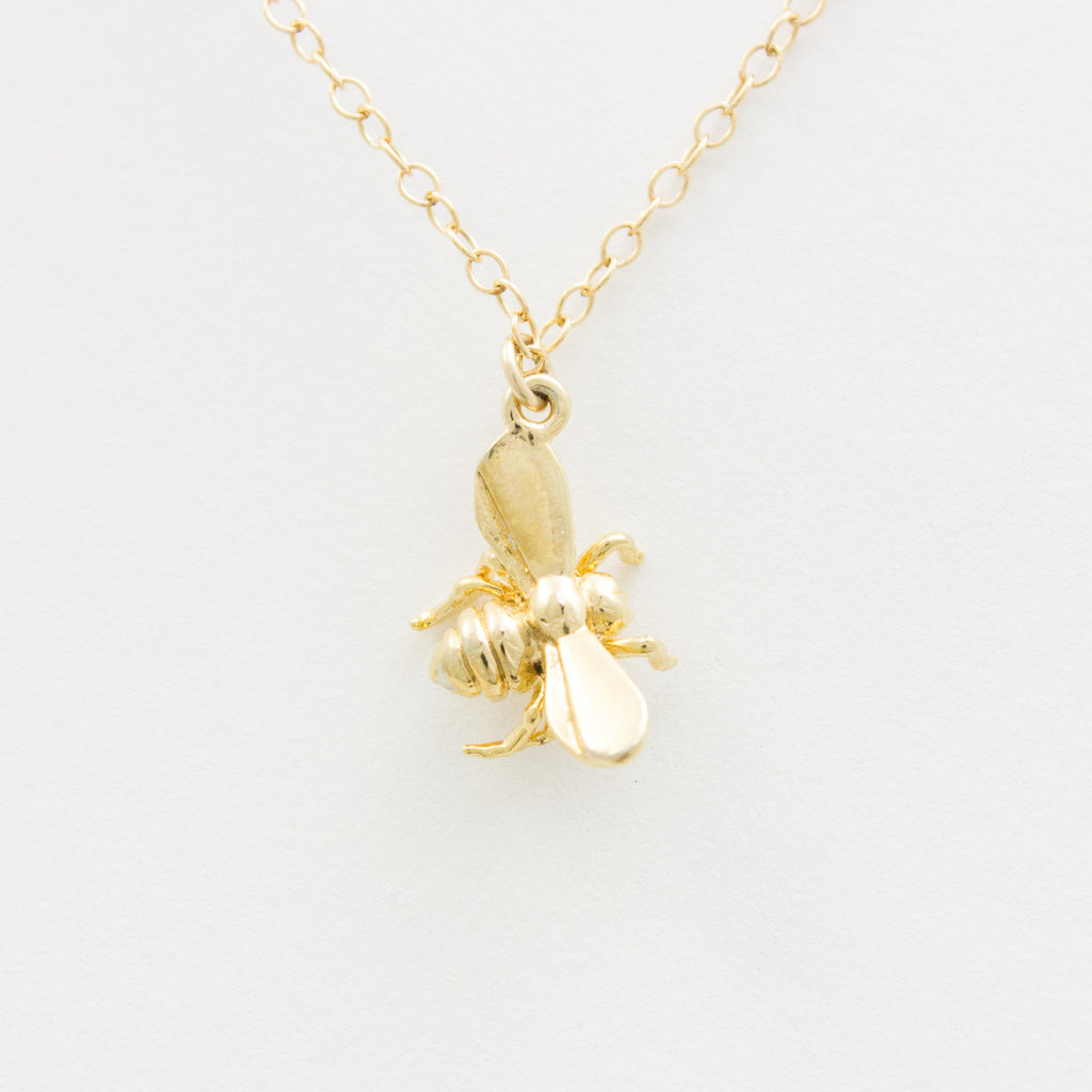Amazon.com: AILUOR Tiny Cute Gold Bee Necklace, Fashion Charm Crystal  Rhinestone Honeybee Bumble Bee Pendant Jewelry for Women Girl Gifts (Gold):  Clothing, Shoes & Jewelry