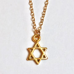 Star of David Necklace - 18k Gold Star Pendant Charm Necklace